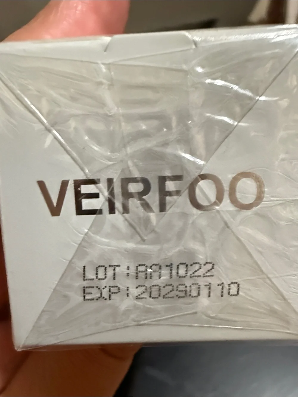 Veirfoo Sodium DNA Cloud Clear Cleansing Bubble – White